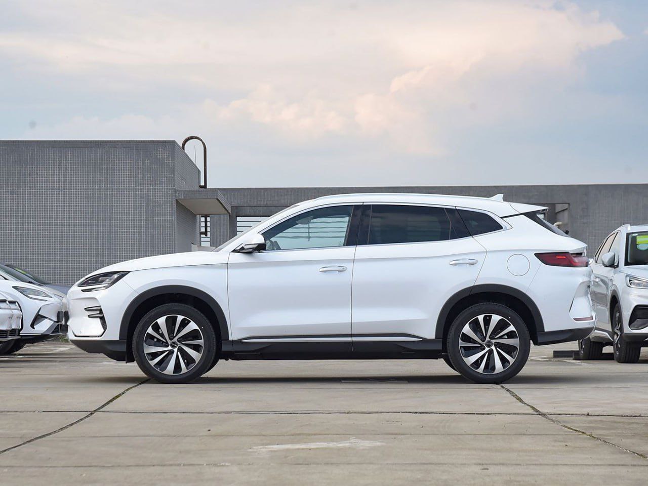 Car Image Hover