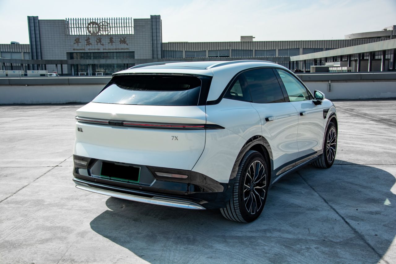 Car Image Hover