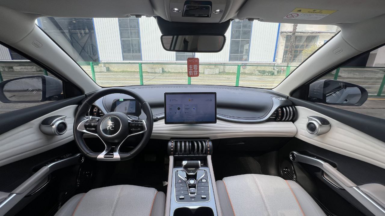 Car Image Hover